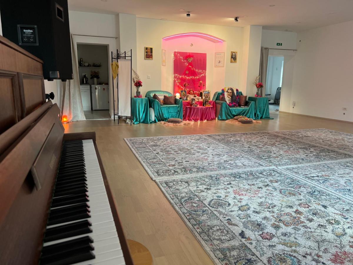 Om Yoga Center Apartment Словенска Бистрица Екстериор снимка