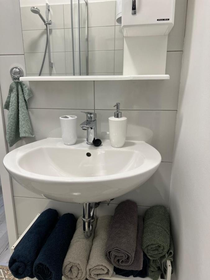 Om Yoga Center Apartment Словенска Бистрица Екстериор снимка