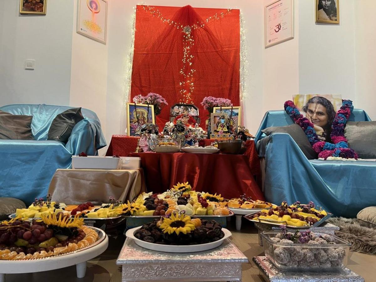 Om Yoga Center Apartment Словенска Бистрица Екстериор снимка